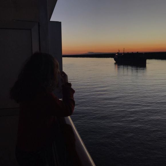 Meet your Posher, Shelby - Picture 1 of 1